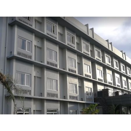 Microtel Inn & Suites By Wyndham San Fernando San Fernando  Exterior photo