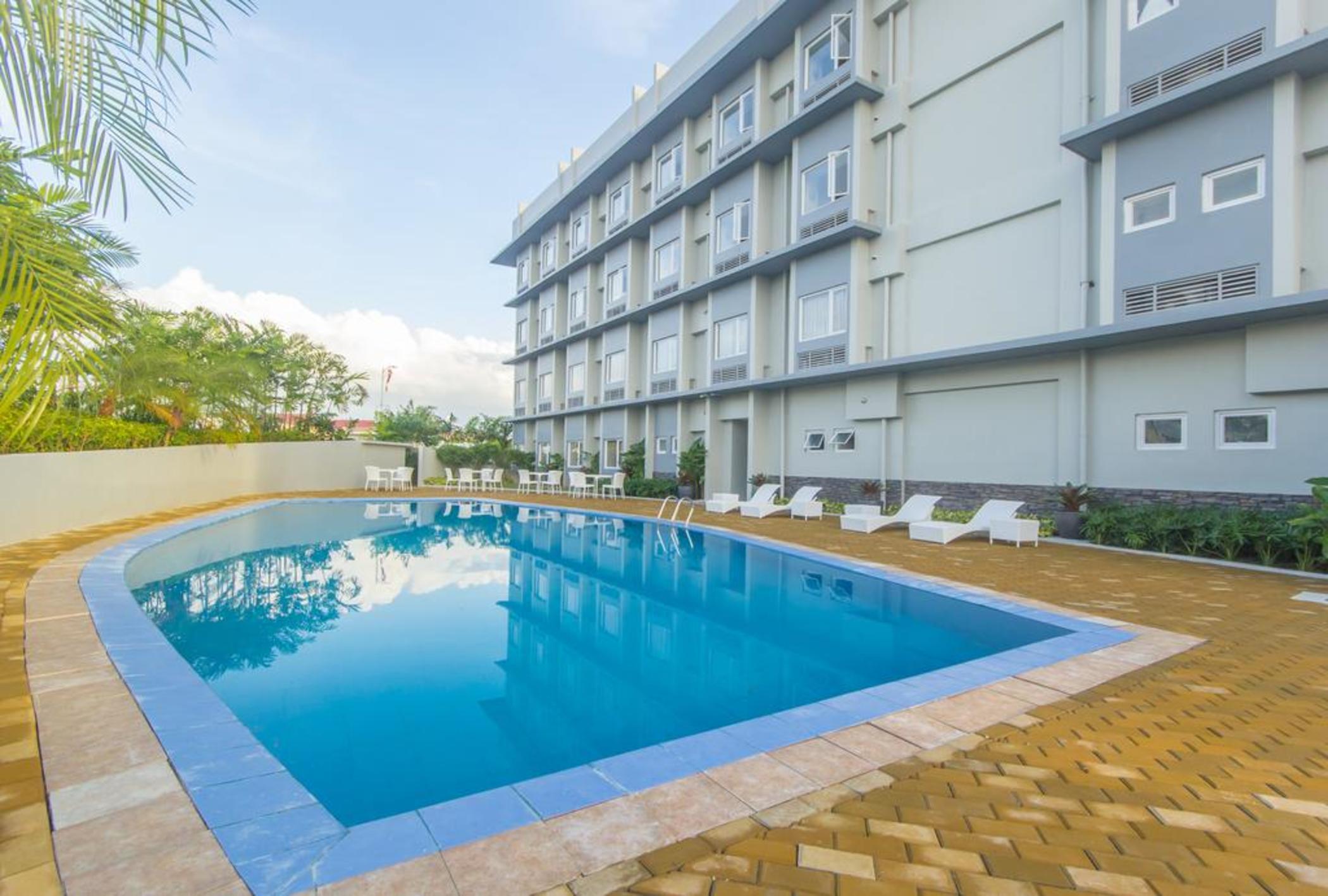 Microtel Inn & Suites By Wyndham San Fernando San Fernando  Exterior photo