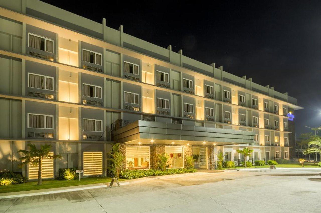 Microtel Inn & Suites By Wyndham San Fernando San Fernando  Exterior photo